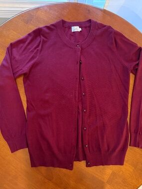 CIELO LONG SLEEVE BUTTON FRONT SWEATER- BURGUNDY- SIZE L